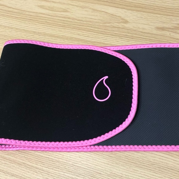 Sweet Sweat Women Waist Trimmer Size M. - Picture 3 of 7